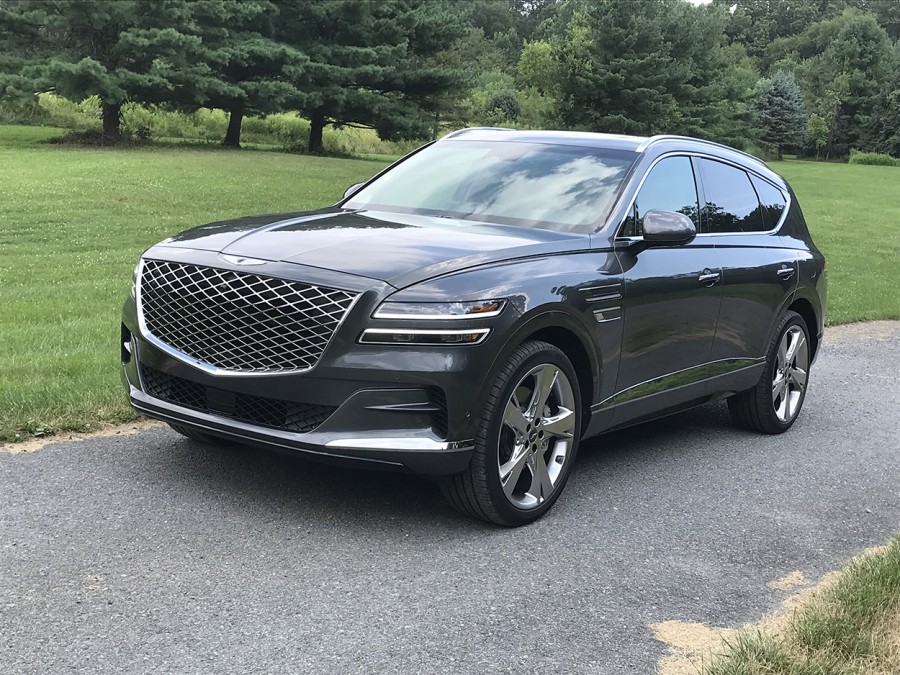 You are currently viewing The Genesis GV80 3.5T V6 is the new benchmark for AWD SUVs