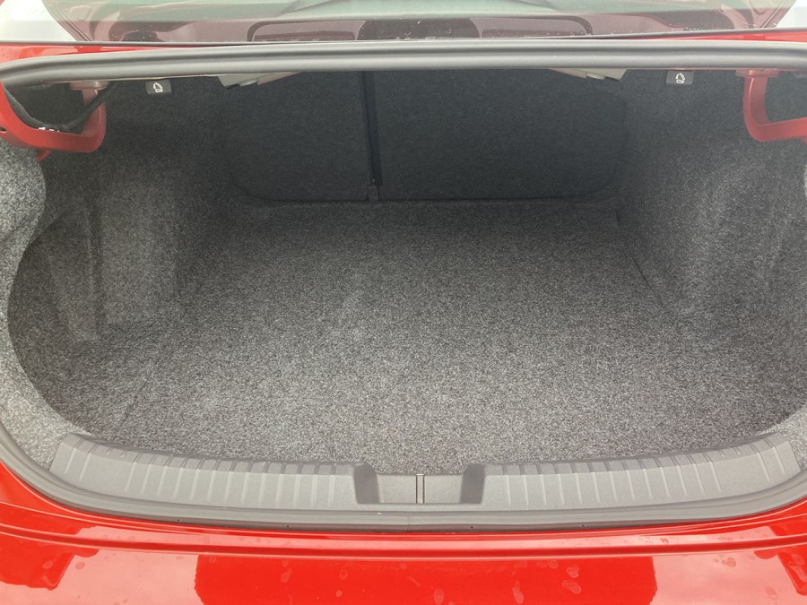 Jetta24-Trunk