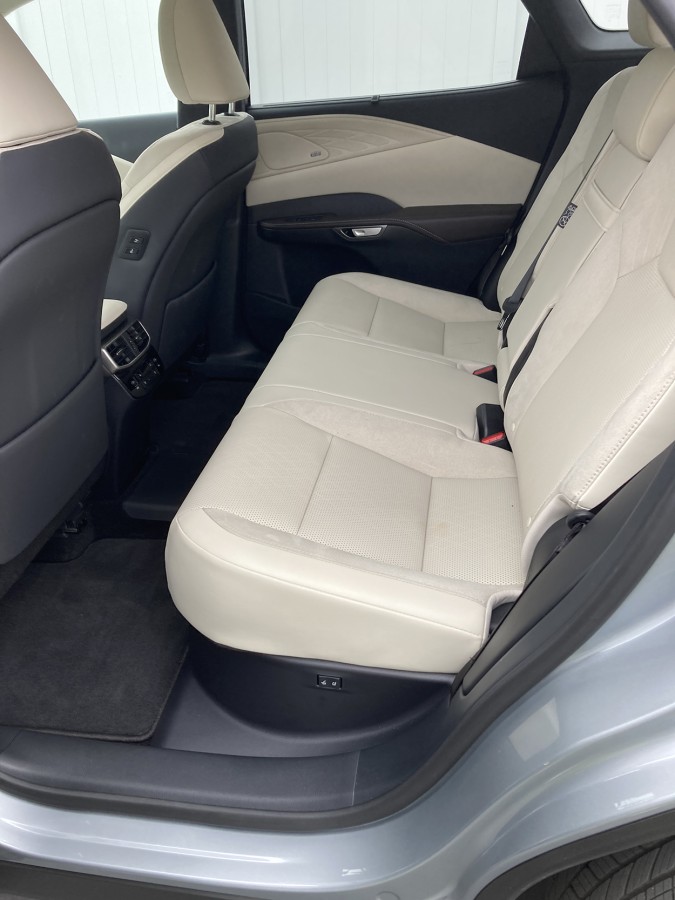 RX450h-25-Rseats