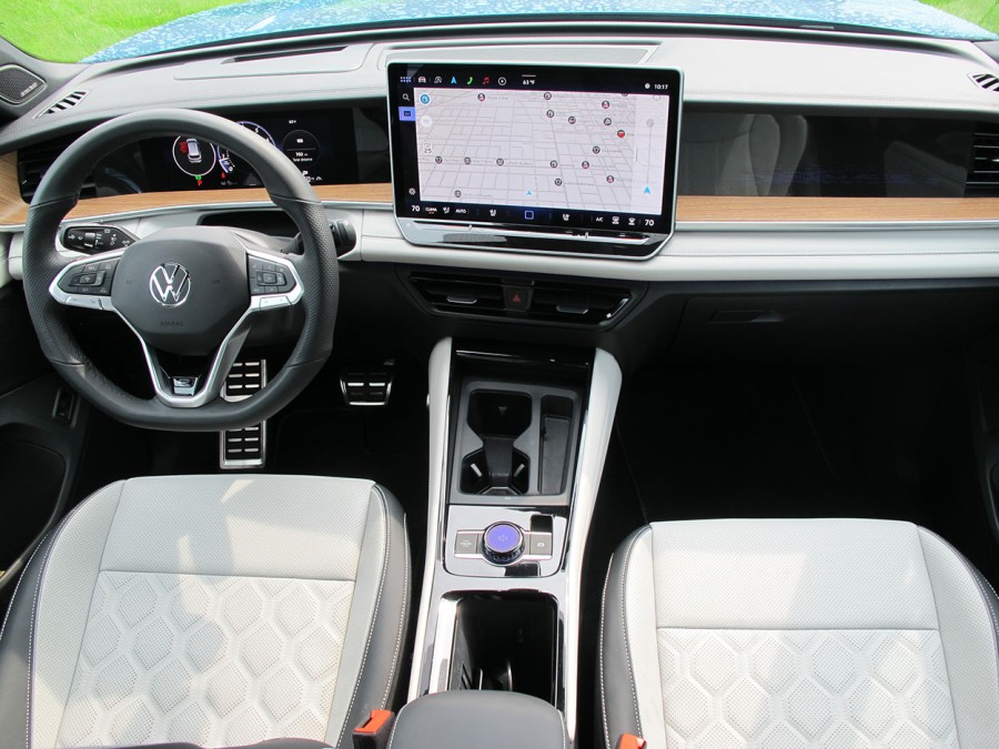 Tiguan25-Int