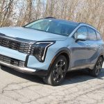 Kia’s 2026 Sportage Hybrid AWd SUV offers top economy, interior spaciousness and unbeatable warranty